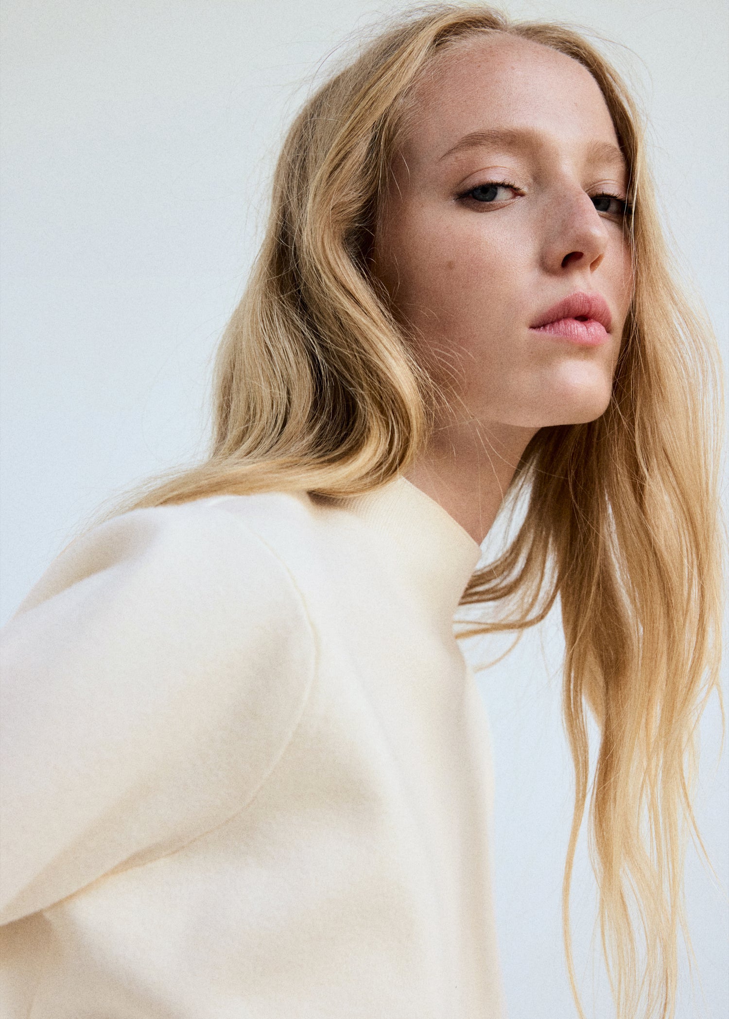 Knitted Sweater With Perkins Neck - Cream