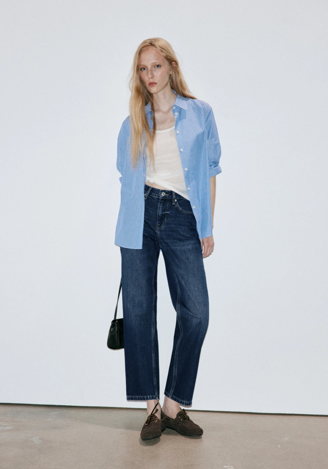 Mid Rise Crop Straight Jeans - Denim Blue