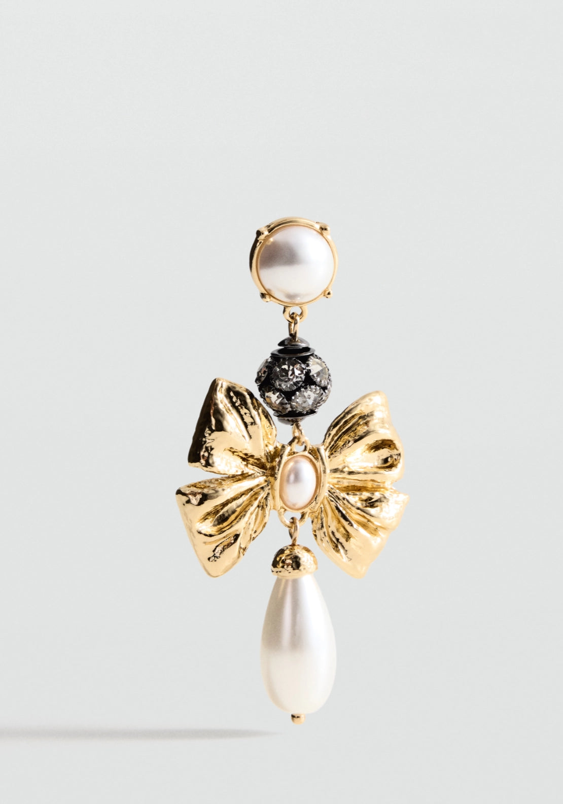 Earrings With Bow Pendants - Gold