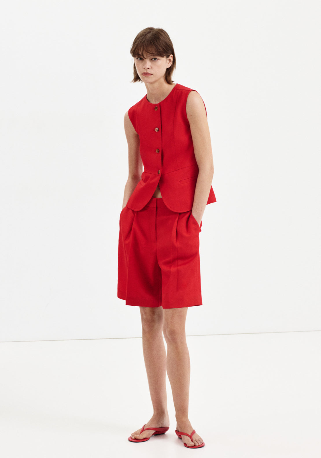Straight Mid Rise Bermuda Shorts - Red