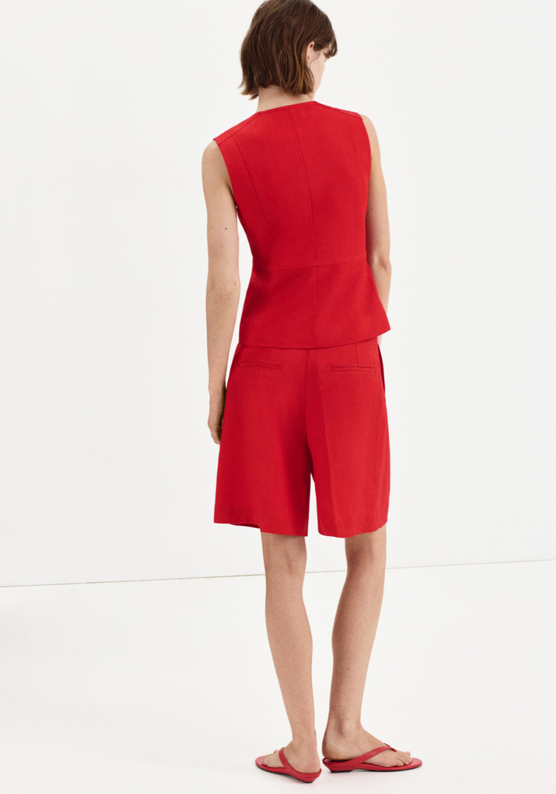 Straight Mid Rise Bermuda Shorts - Red