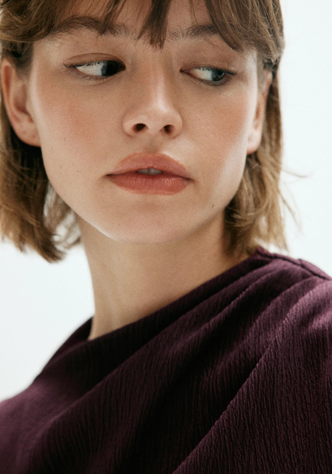 Textured Dress With Gathered Details - Burgundy