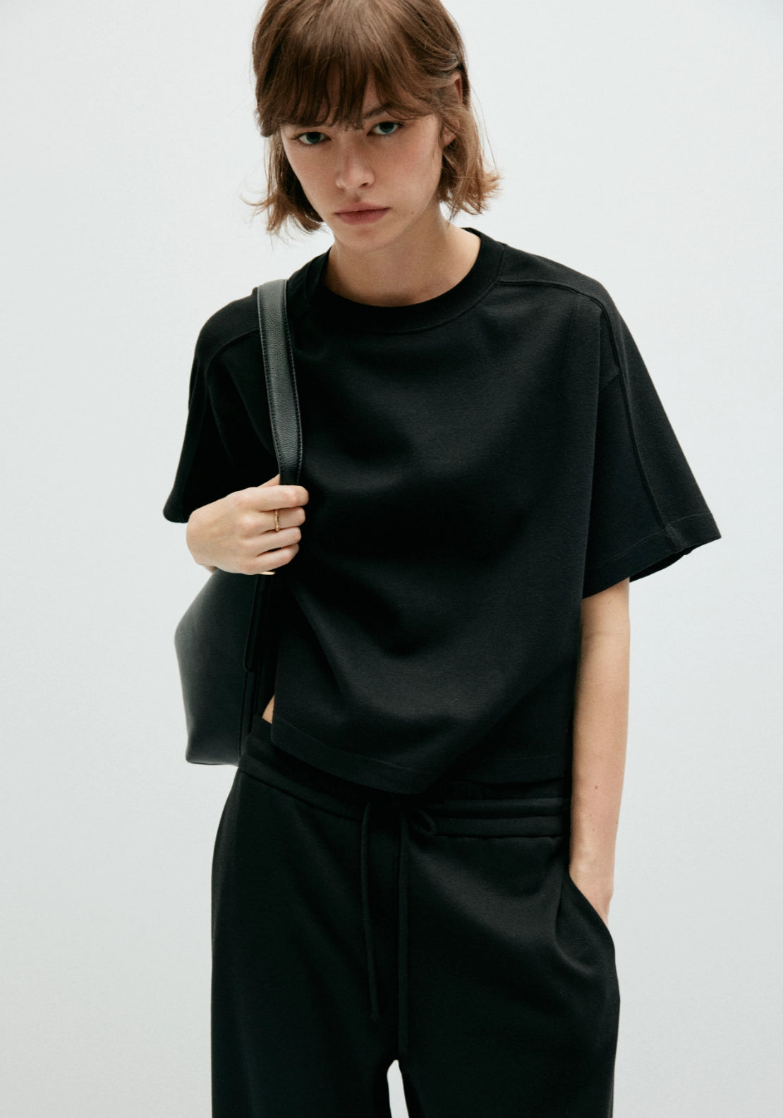 T-Shirt With Seam Detail - Black