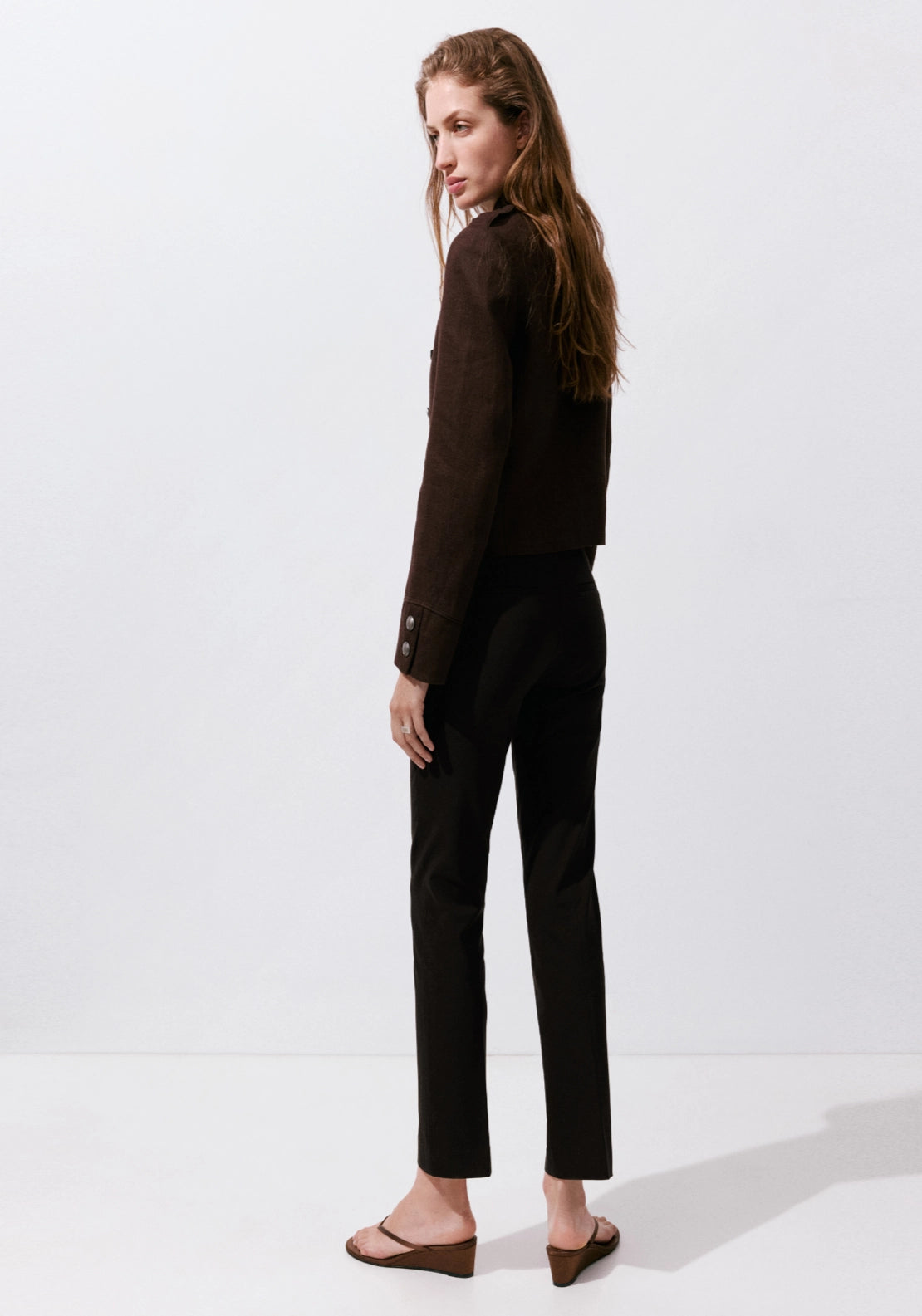 Straight Cut Crop Trousers - Brown