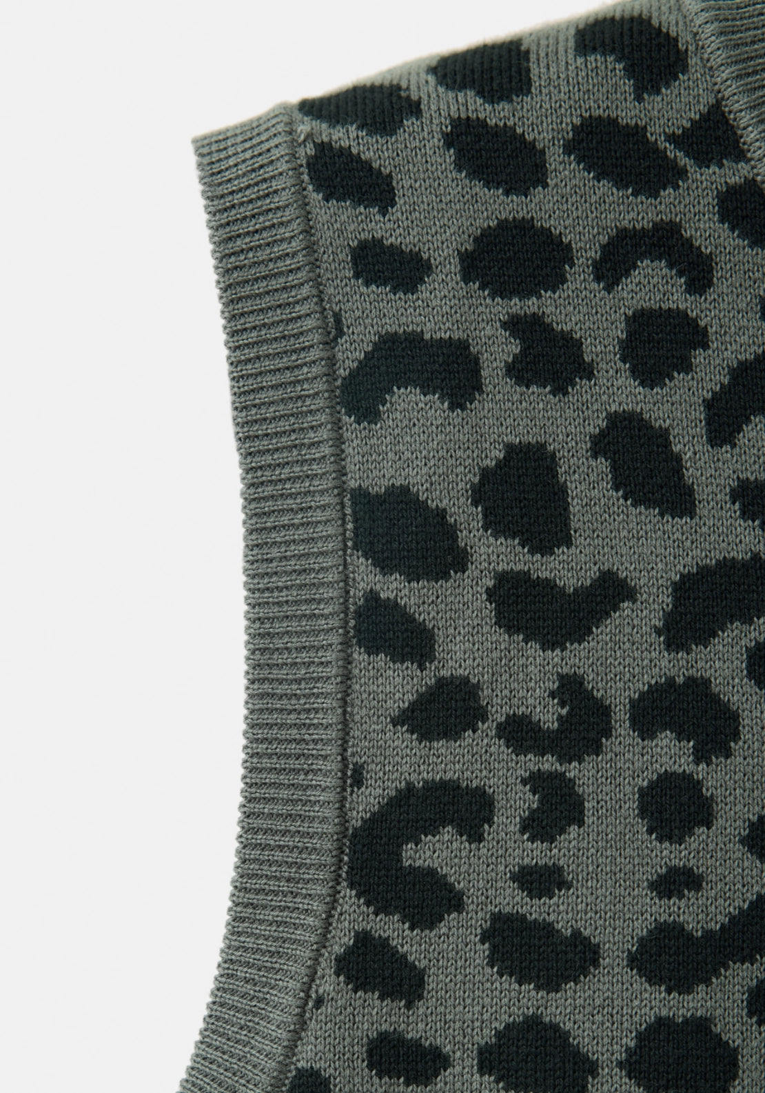 100% Cotton Printed Knit Top - Grey