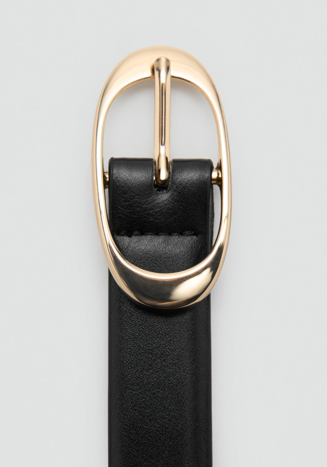 Oval Buckle Belt - Black