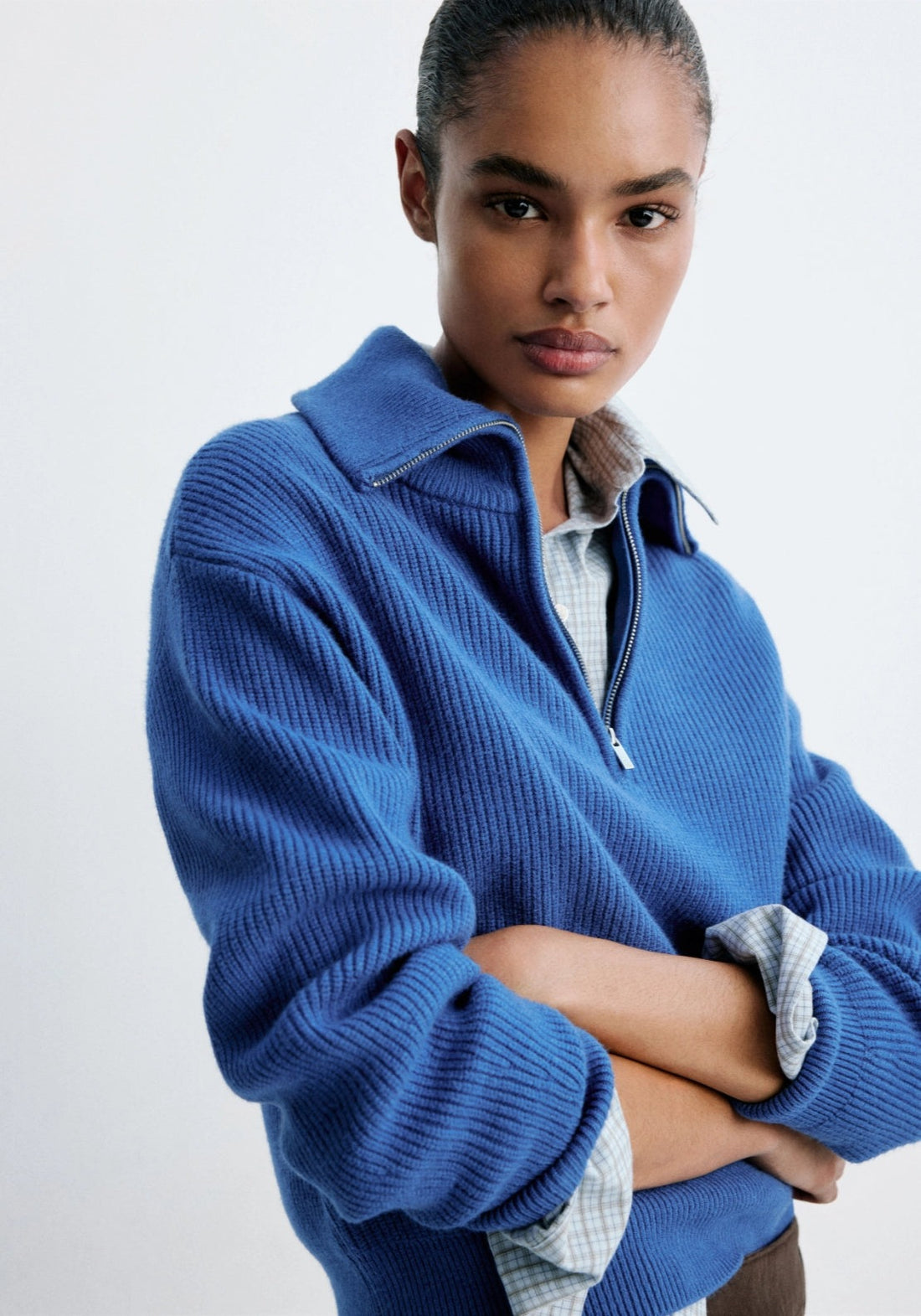 Sweater With Contrasting Zip Collar - Blue