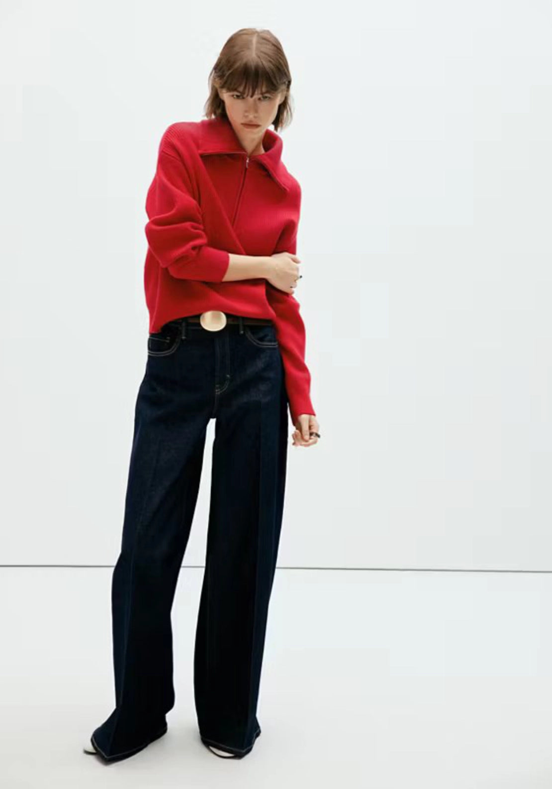 Sweater With Contrasting Zip Collar - Red