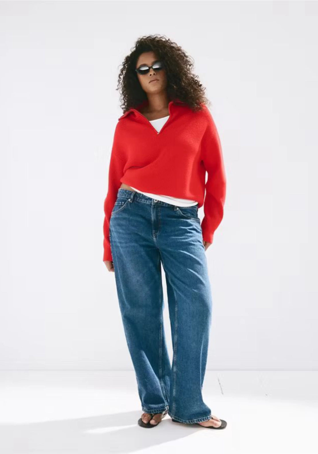 Sweater With Contrasting Zip Collar - Red