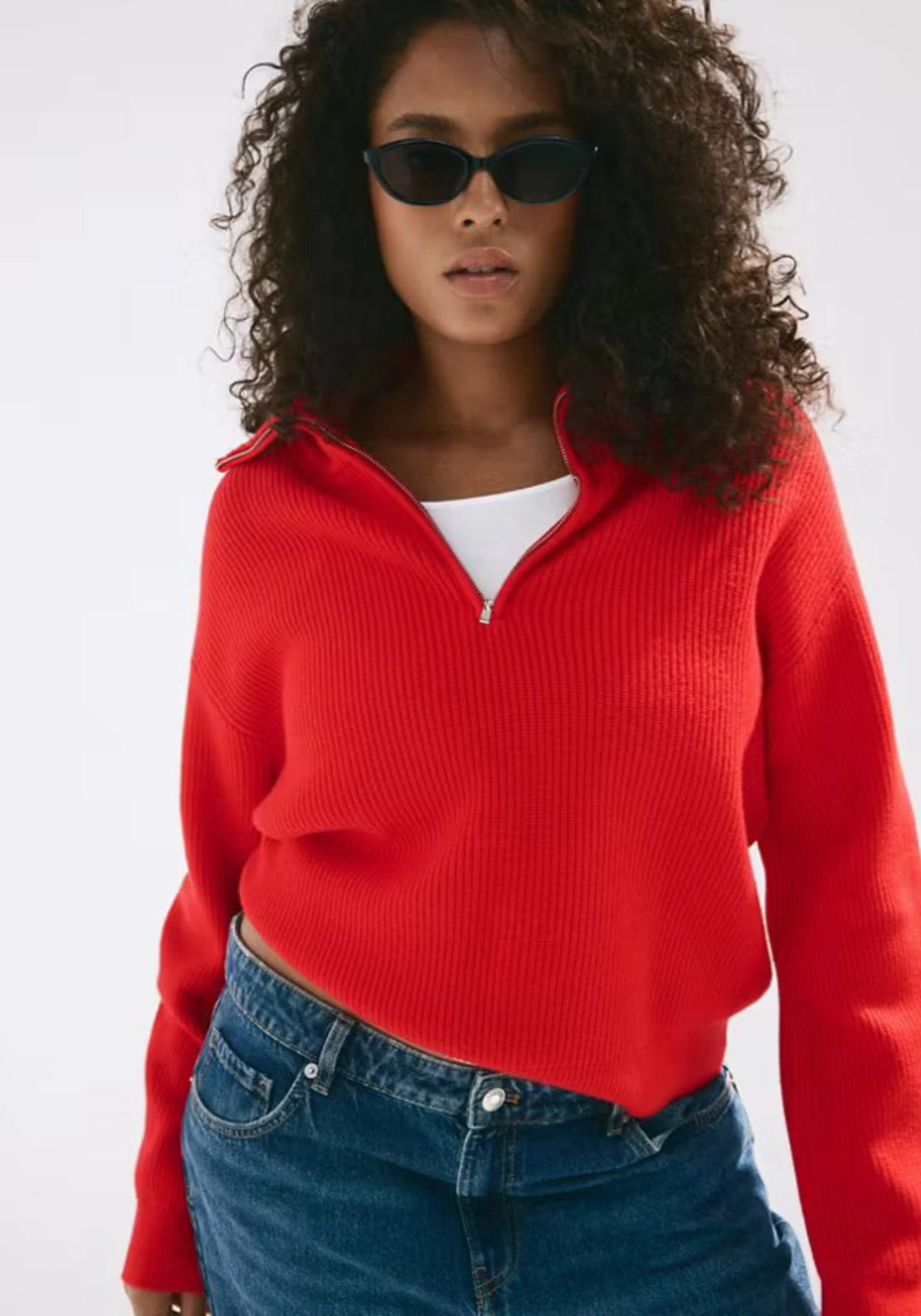 Sweater With Contrasting Zip Collar - Red