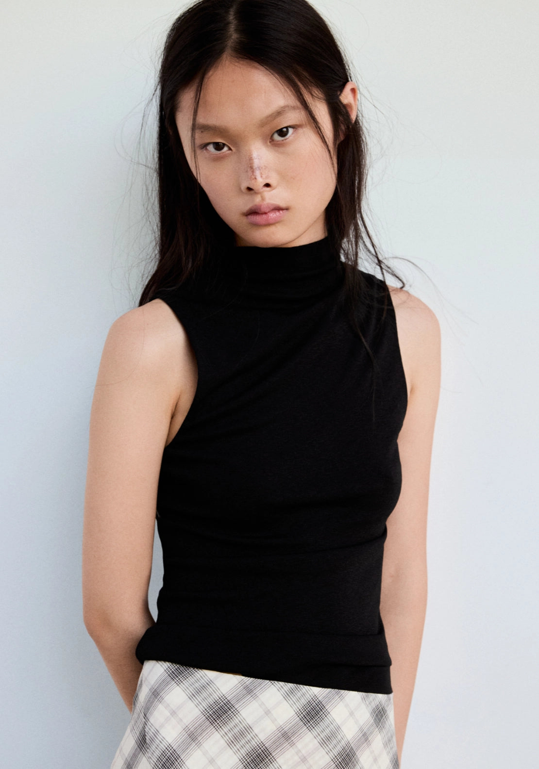 Fitted Fine Knit Top - Black
