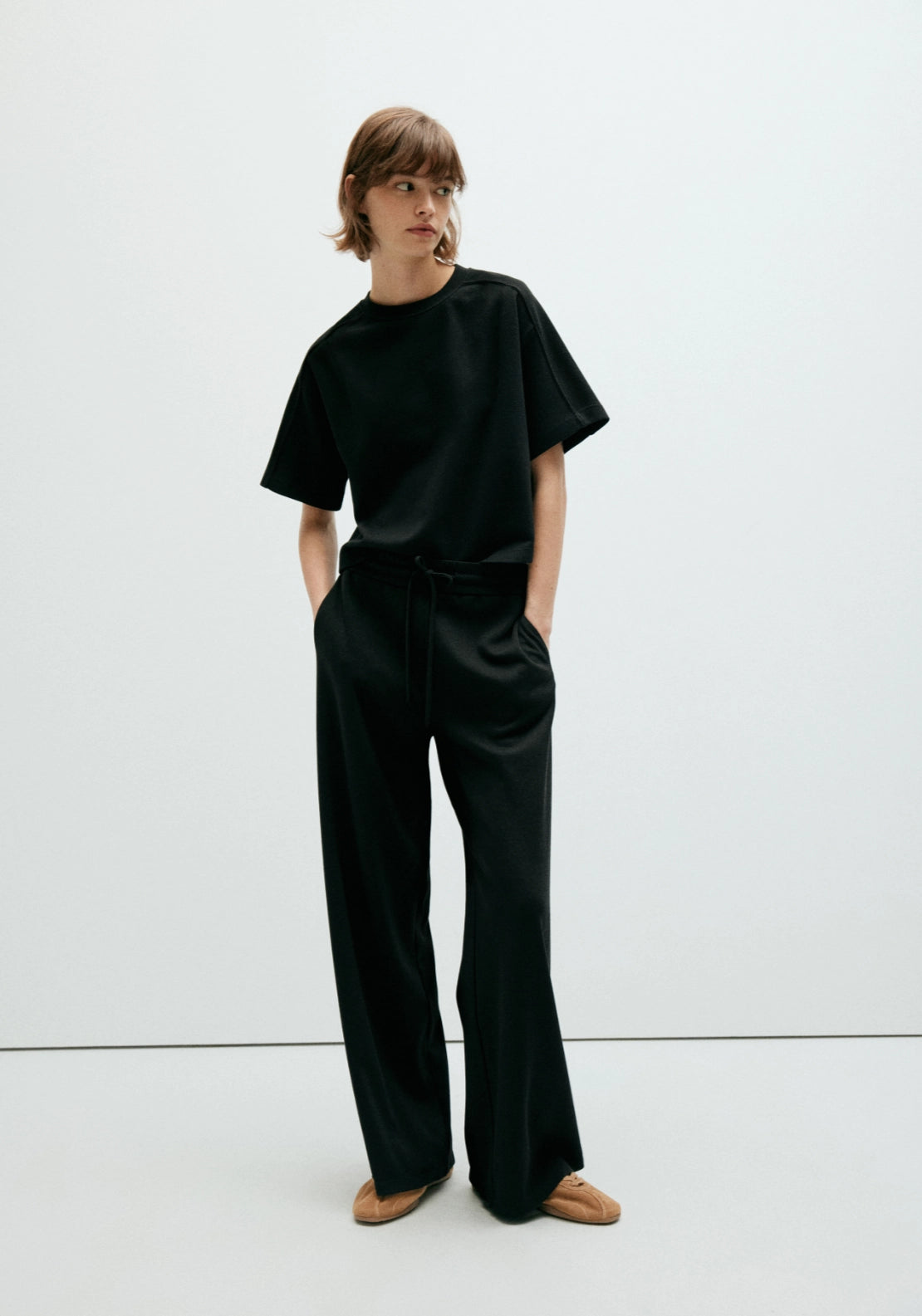 Fine Knit Straight Fit Trousers - Black