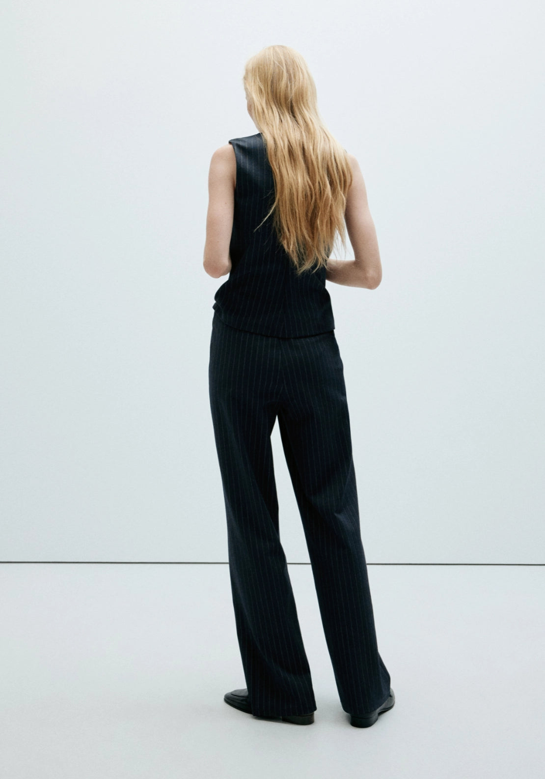 Straight Leg Trousers With Seam Detailing - Blue