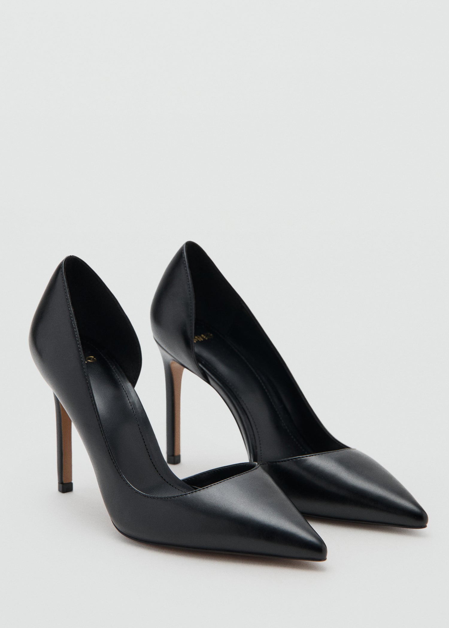 Asymmetrical Sleek Heeled Shoes - Black
