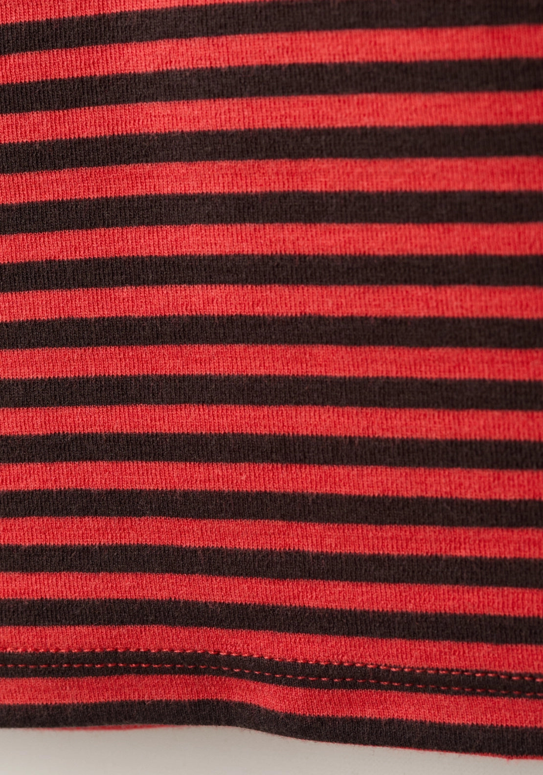 Long-Sleeved Striped T-Shirt - Red