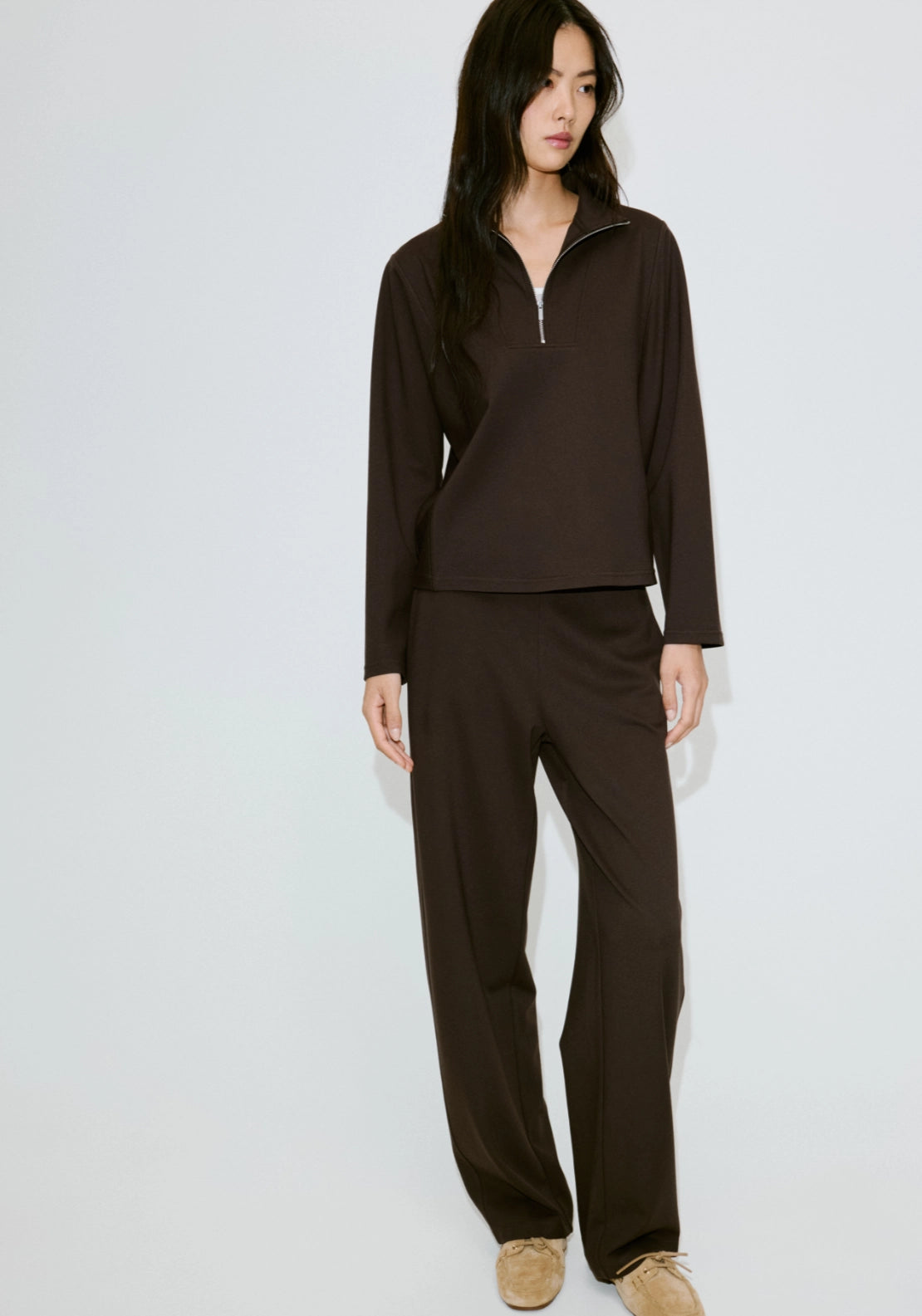 Fine Knit Straight Fit Trousers - Brown