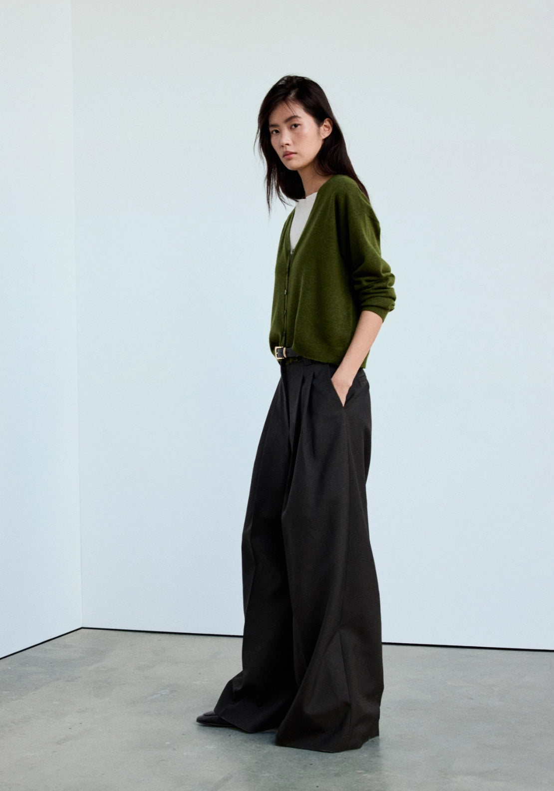 Button Front V-Neck Cardigan - Green