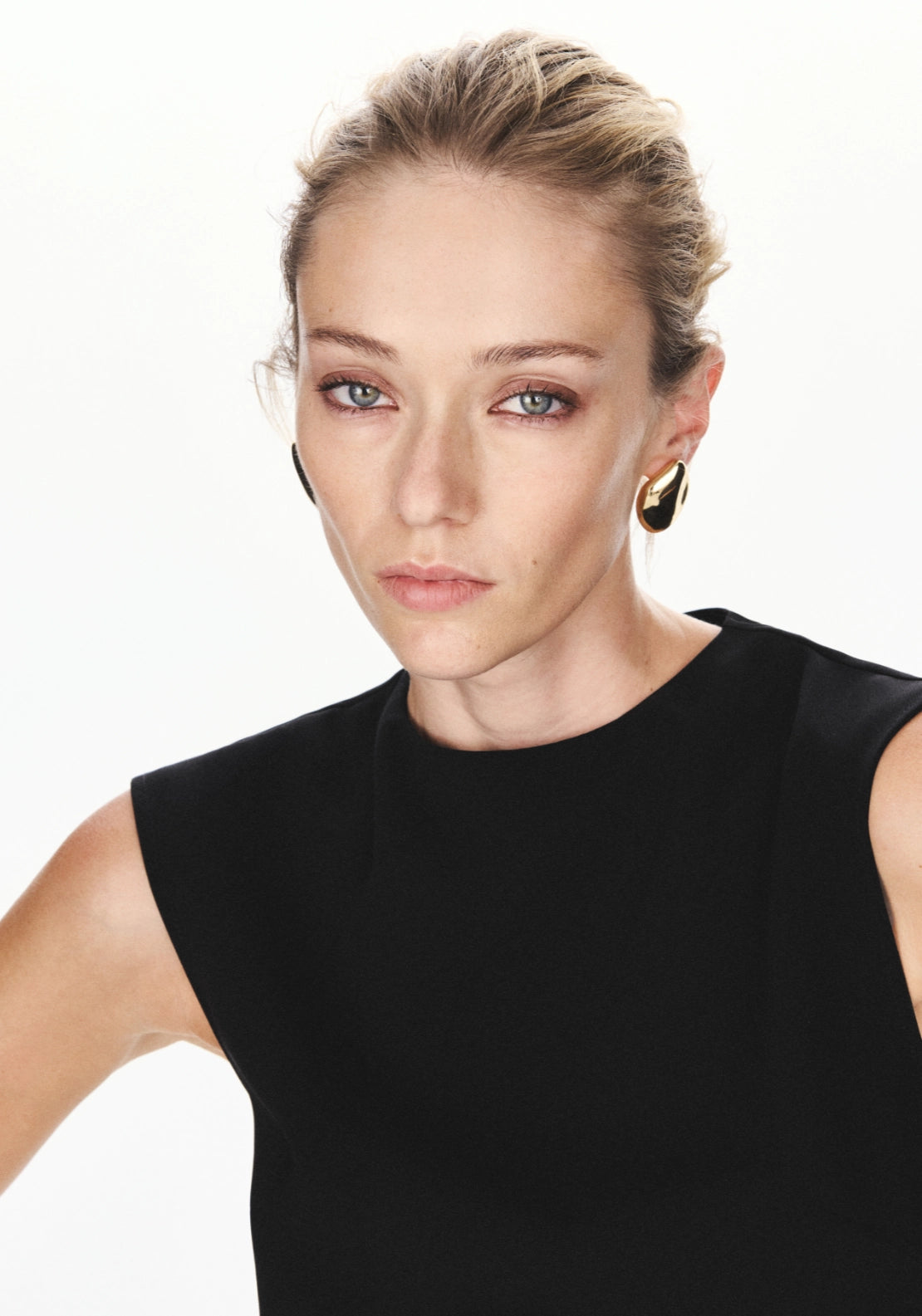 Short Lace Dress - Black