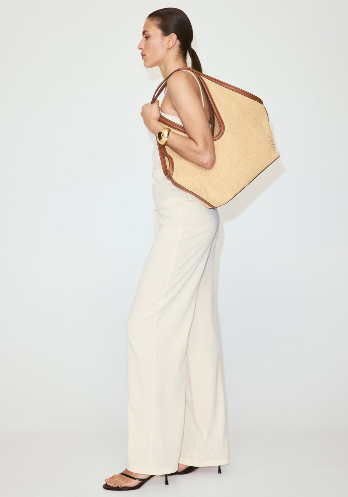 Straight Mid Rise Trousers - Cream