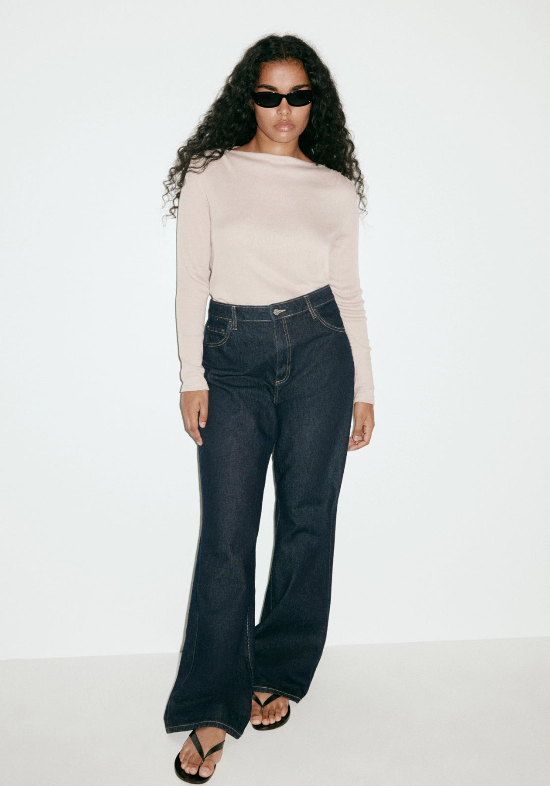 Long Sleeved Boat-Neck T-Shirt - Beige