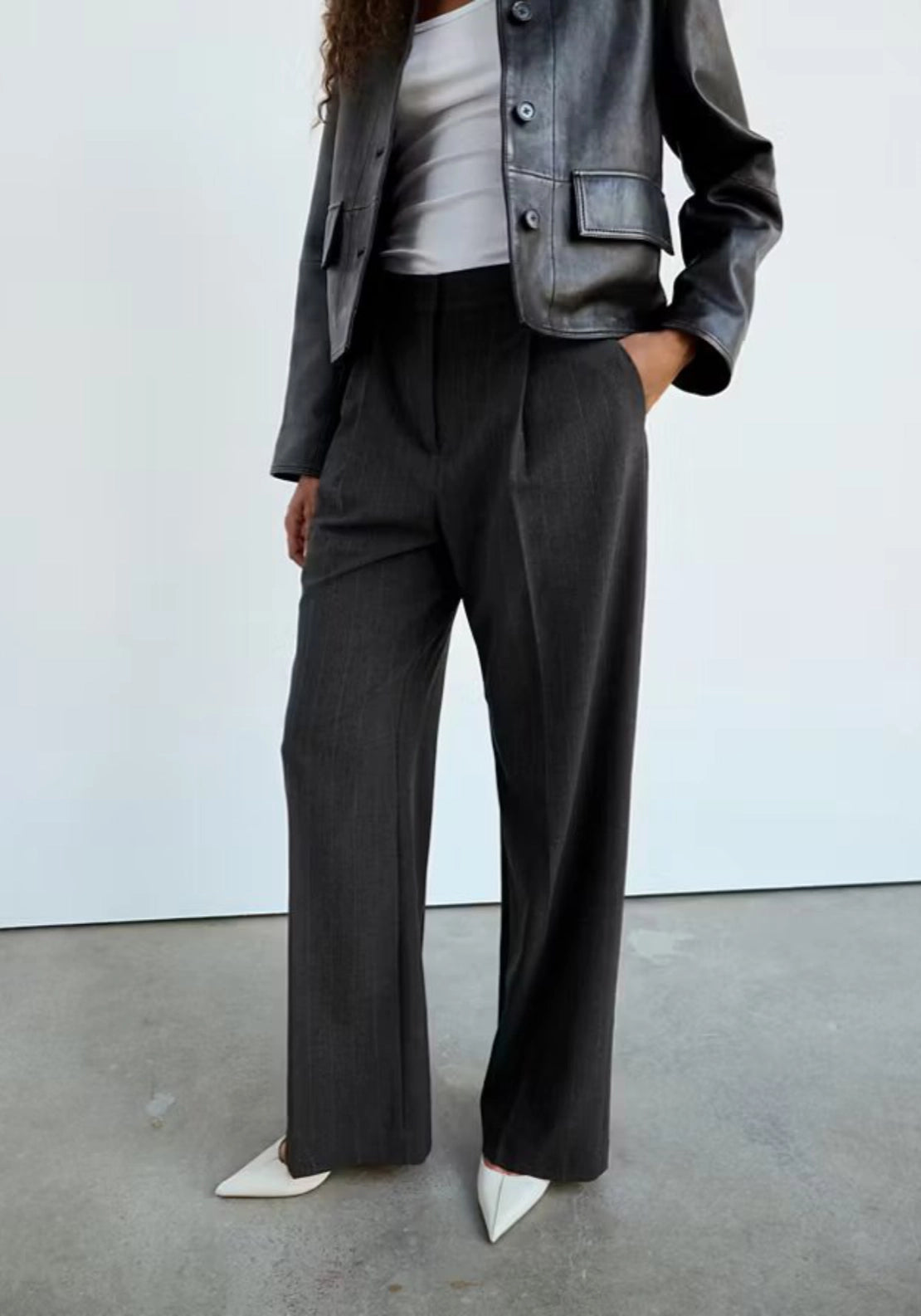 Straight Fit Pleated Trousers - Grey