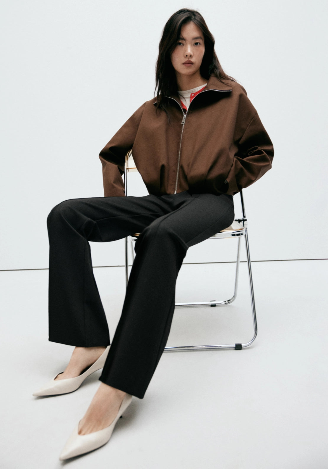 Straight Leg Leggings With Seams - Black