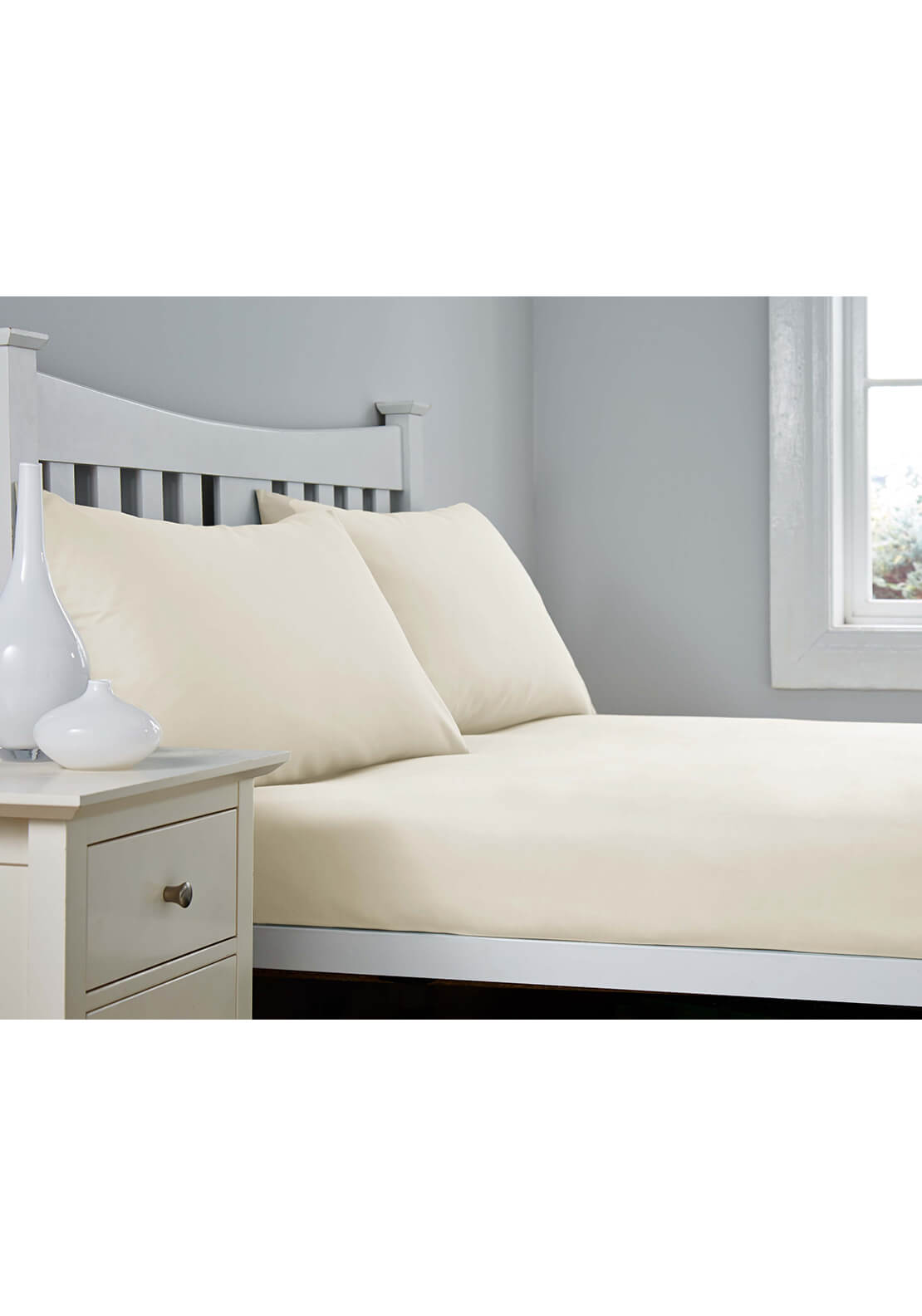 The Home Collection 300 Thread Count Fitted Sheet - Cream 1 Shaws Department Stores