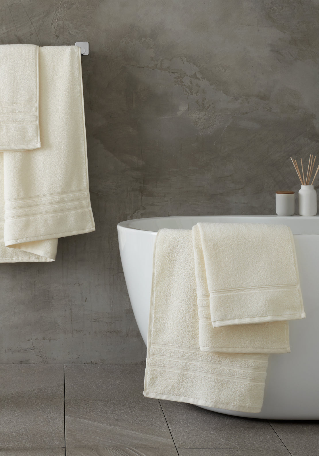 Catherine Lansfield 100% Cotton Zero Twist Towel 450gsm - Cream 1 Shaws Department Stores