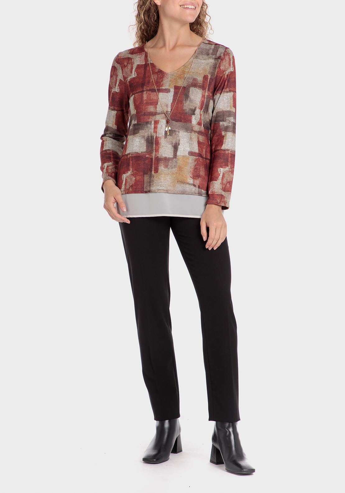 Punt Roma T-shirt with necklace - Garnet 4 Shaws Department Stores