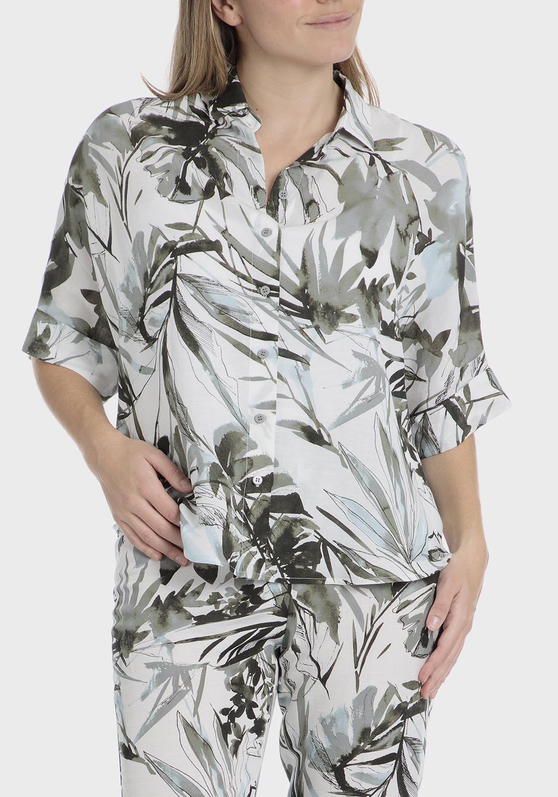 Punt Roma Printed linen shirt - Green 6 Shaws Department Stores