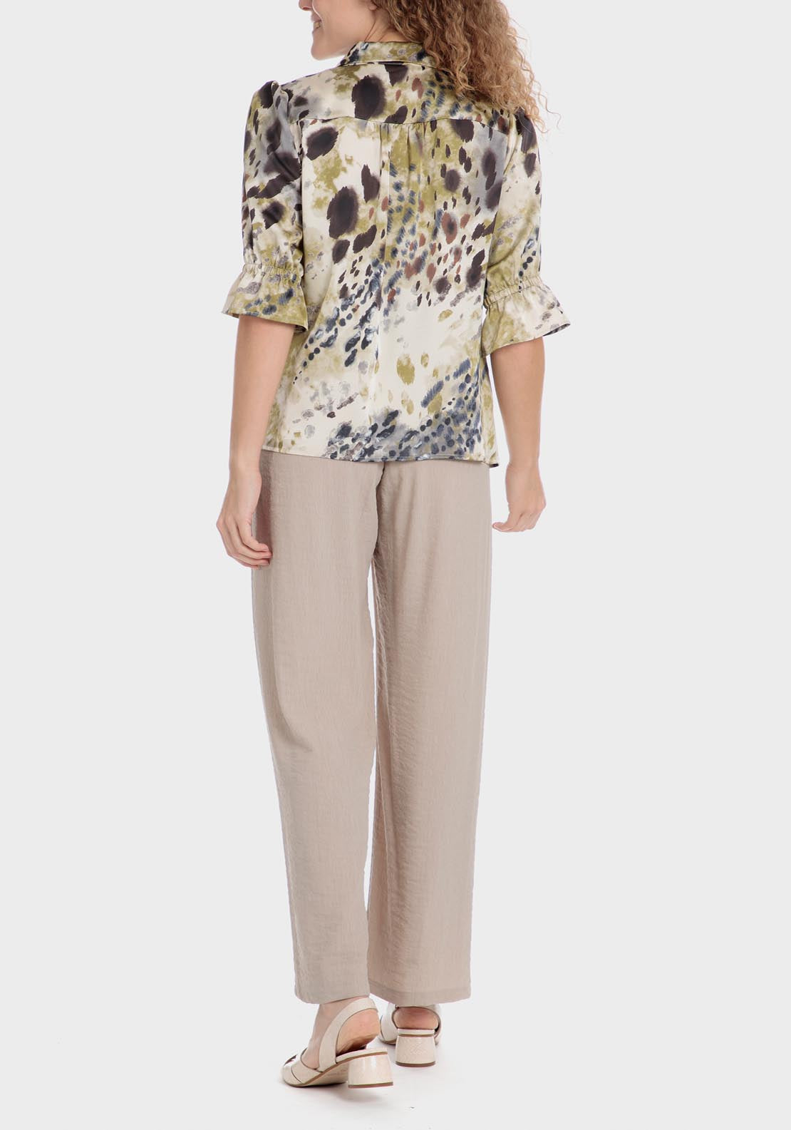 Punt Roma Animal print shirt - White / Green 6 Shaws Department Stores