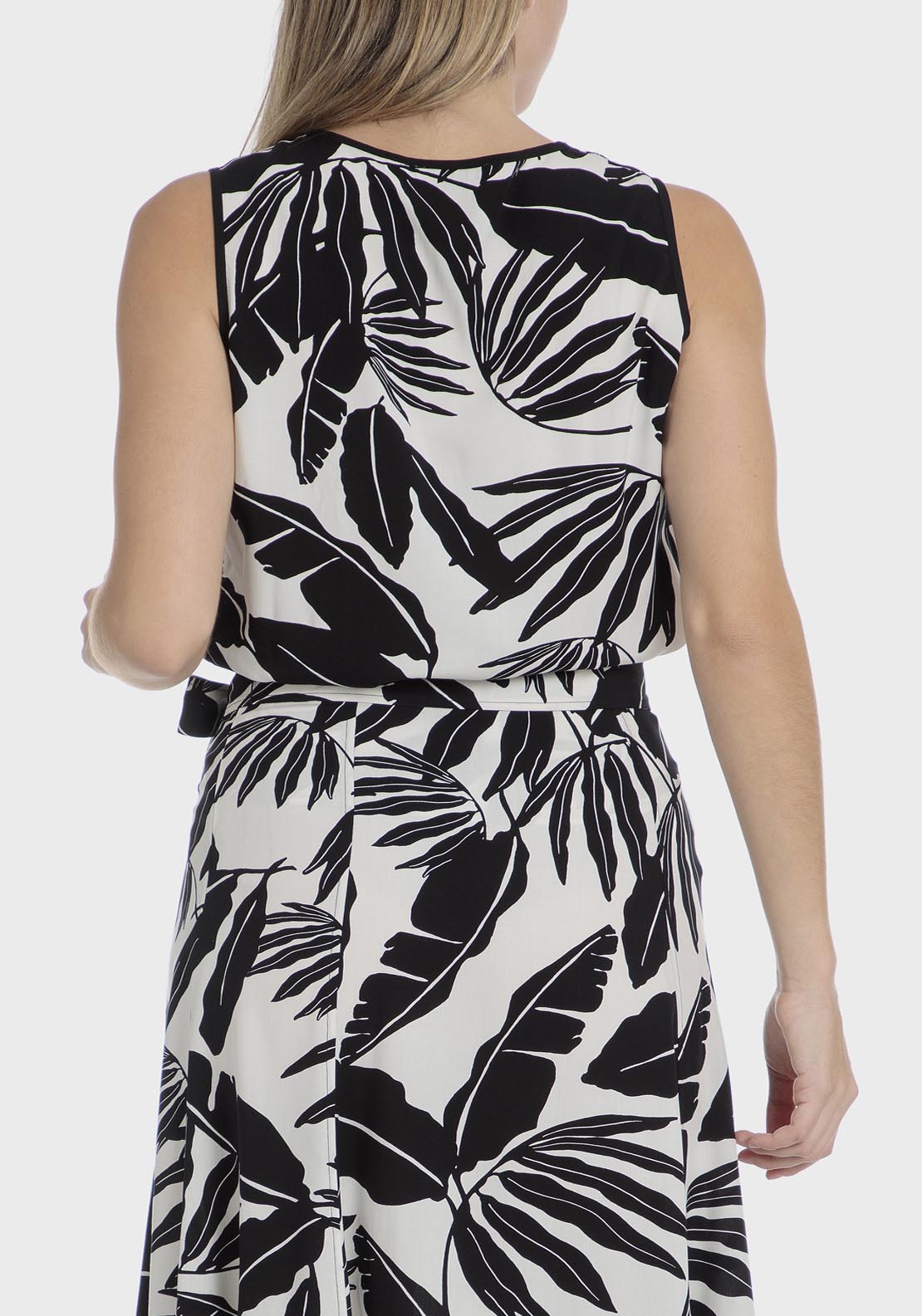 Punt Roma Leaf Printed Blouse - Black 3 Shaws Department Stores