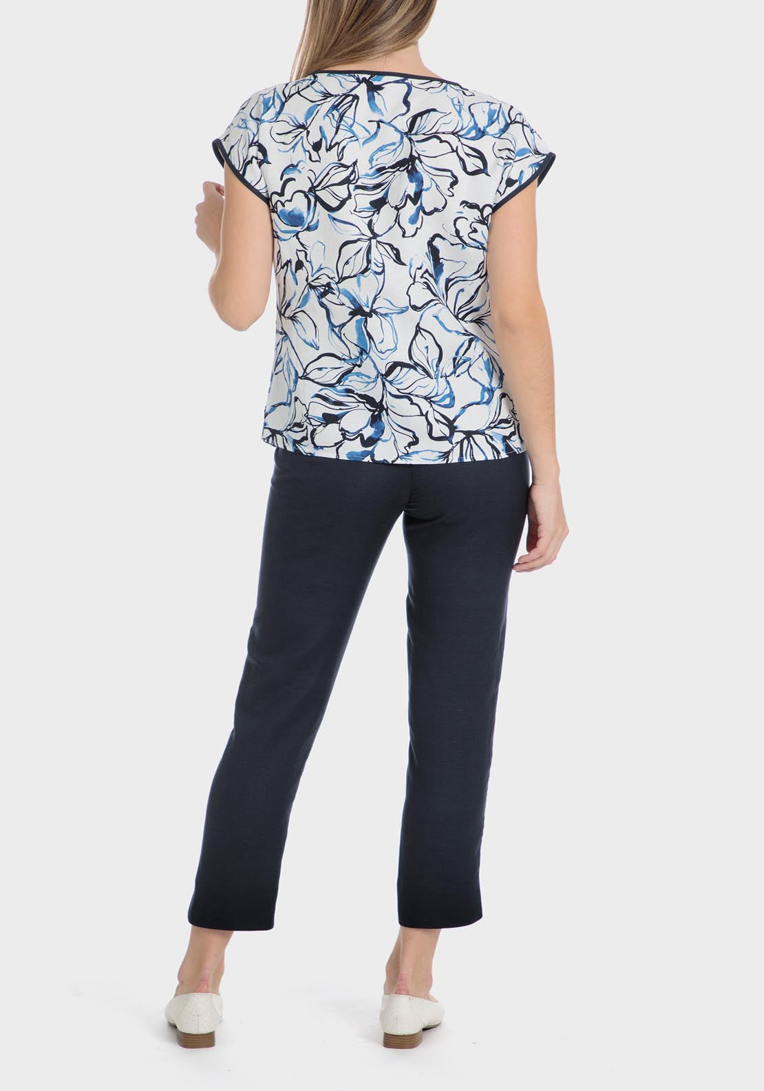 Punt Roma Printed Linen Blend Blouse - Blue / Navy 4 Shaws Department Stores