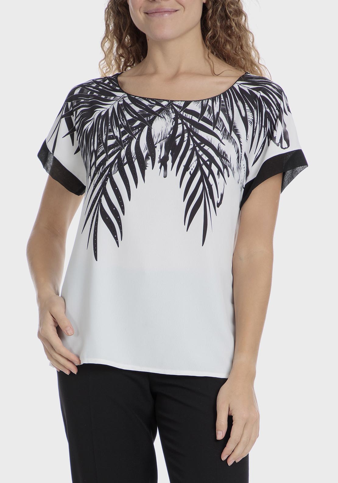 Punt Roma V Neck Leaf Printed T-Shirt - White 1 Shaws Department Stores