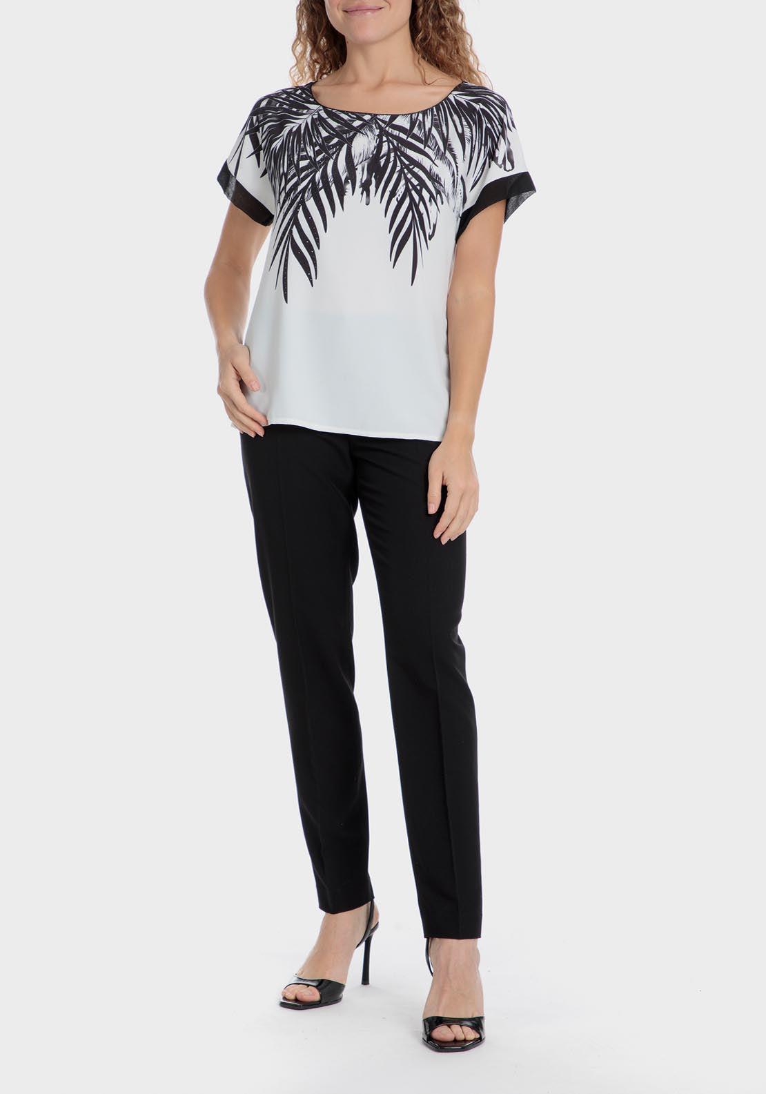 Punt Roma V Neck Leaf Printed T-Shirt - White 3 Shaws Department Stores