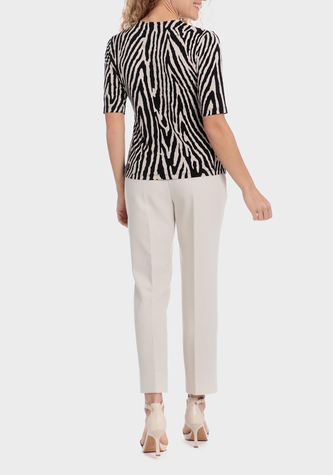 Punt Roma Printed T-Shirt - Black 4 Shaws Department Stores