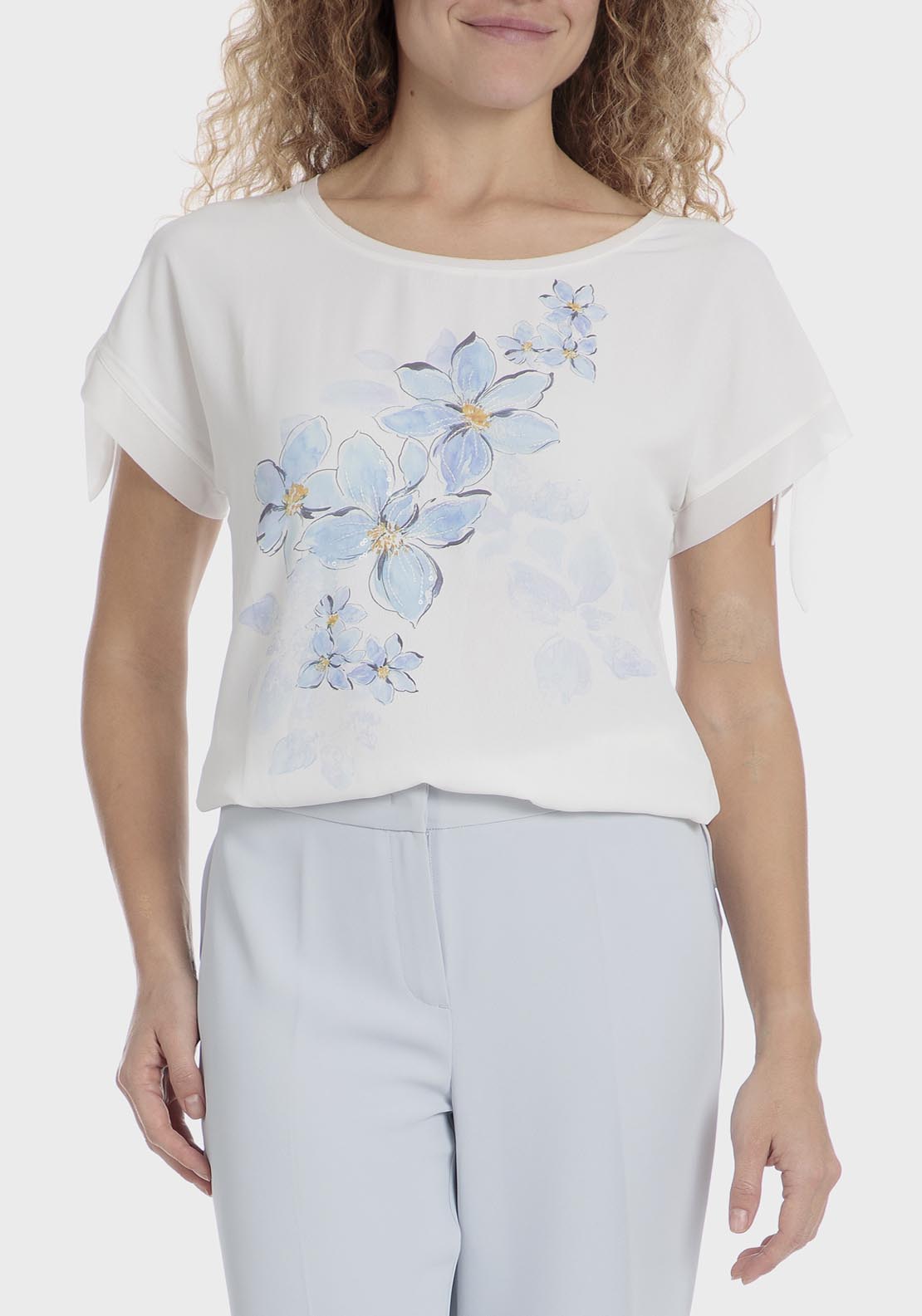 Punt Roma Floral Print T-Shirt - White 1 Shaws Department Stores