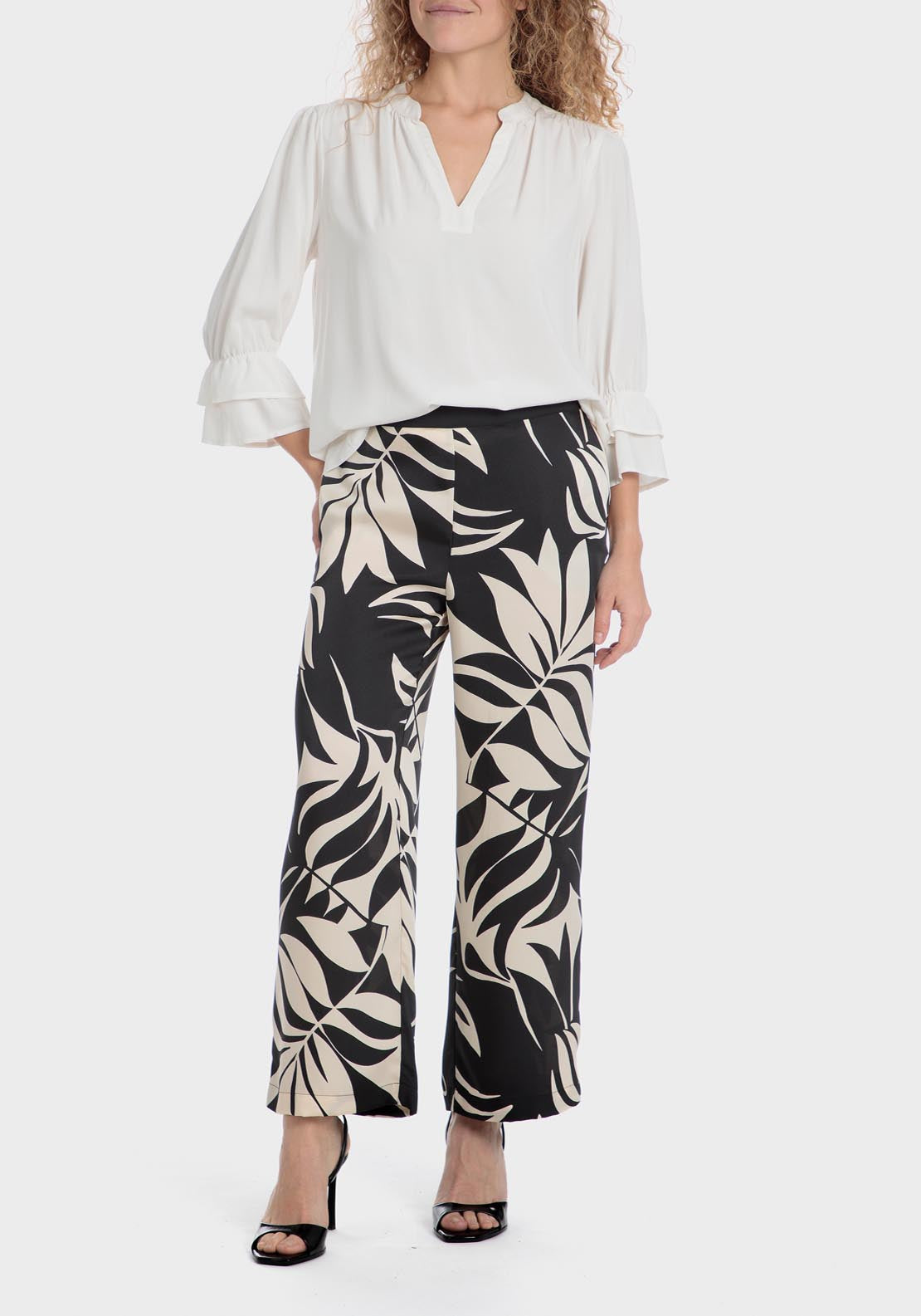 Punt Roma Printed Trousers - Black 1 Shaws Department Stores