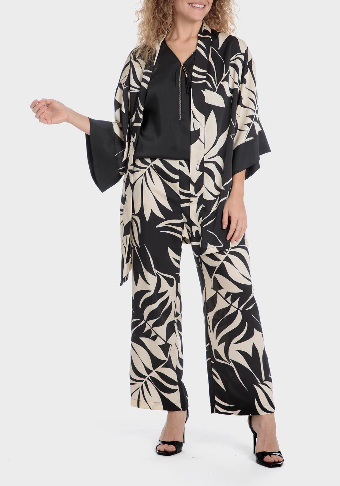Punt Roma Printed Overshirt - Black 3 Shaws Department Stores