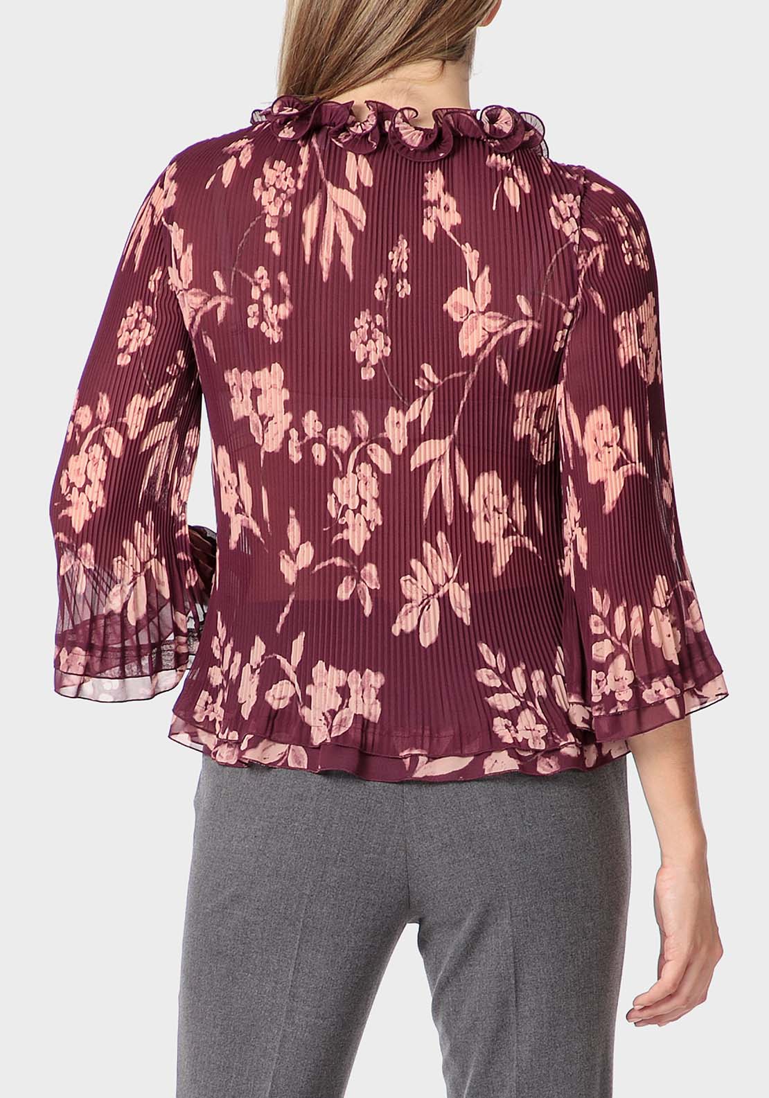 Punt Roma Printed Pleated Shirt - Red 2 Shaws Department Stores