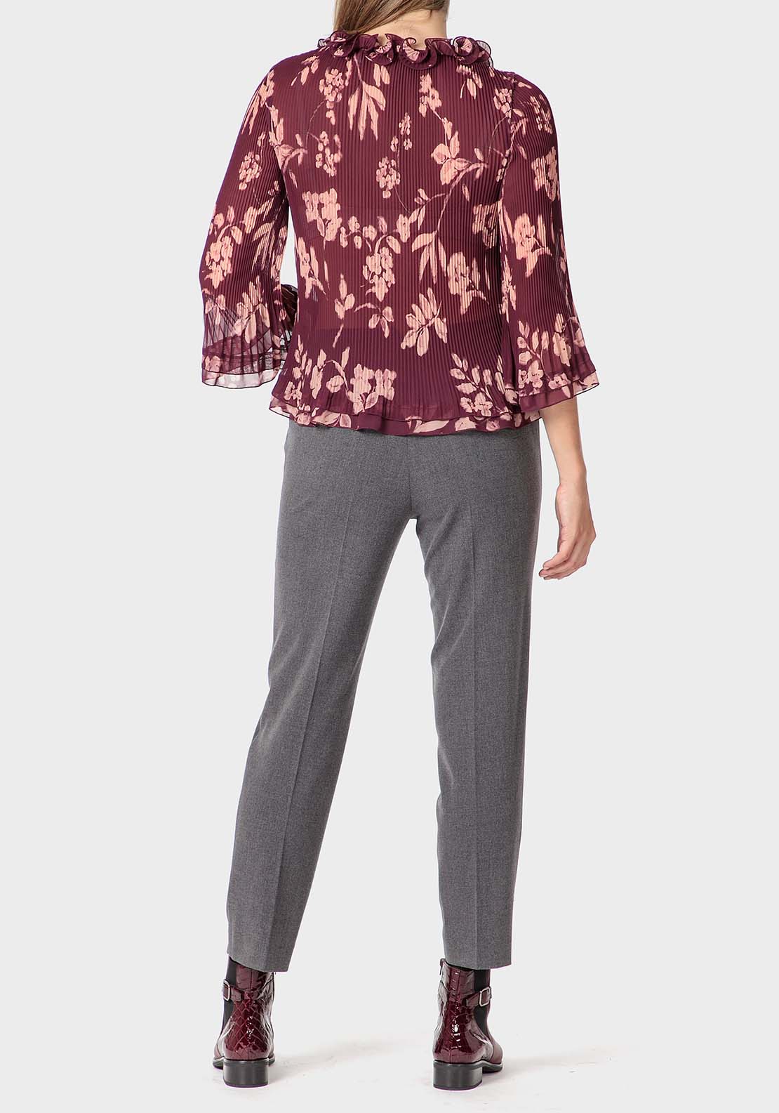 Punt Roma Printed Pleated Shirt - Red 3 Shaws Department Stores