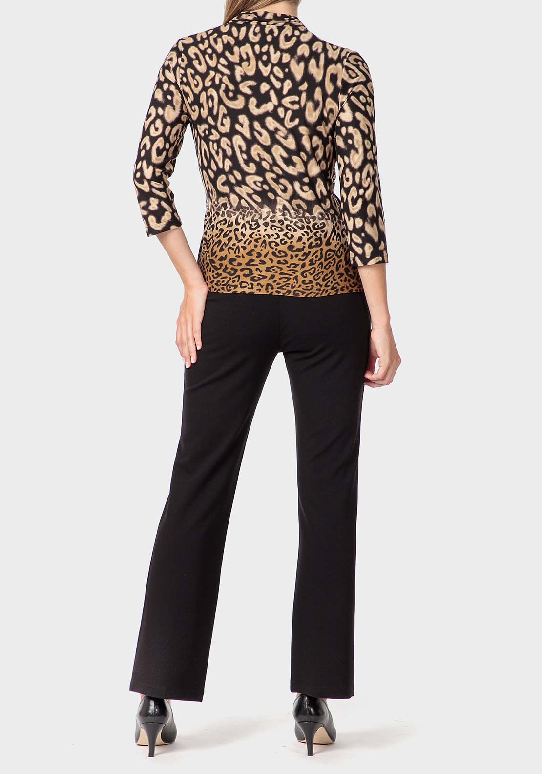 Punt Roma Animal Print T-Shirt - Beige 4 Shaws Department Stores