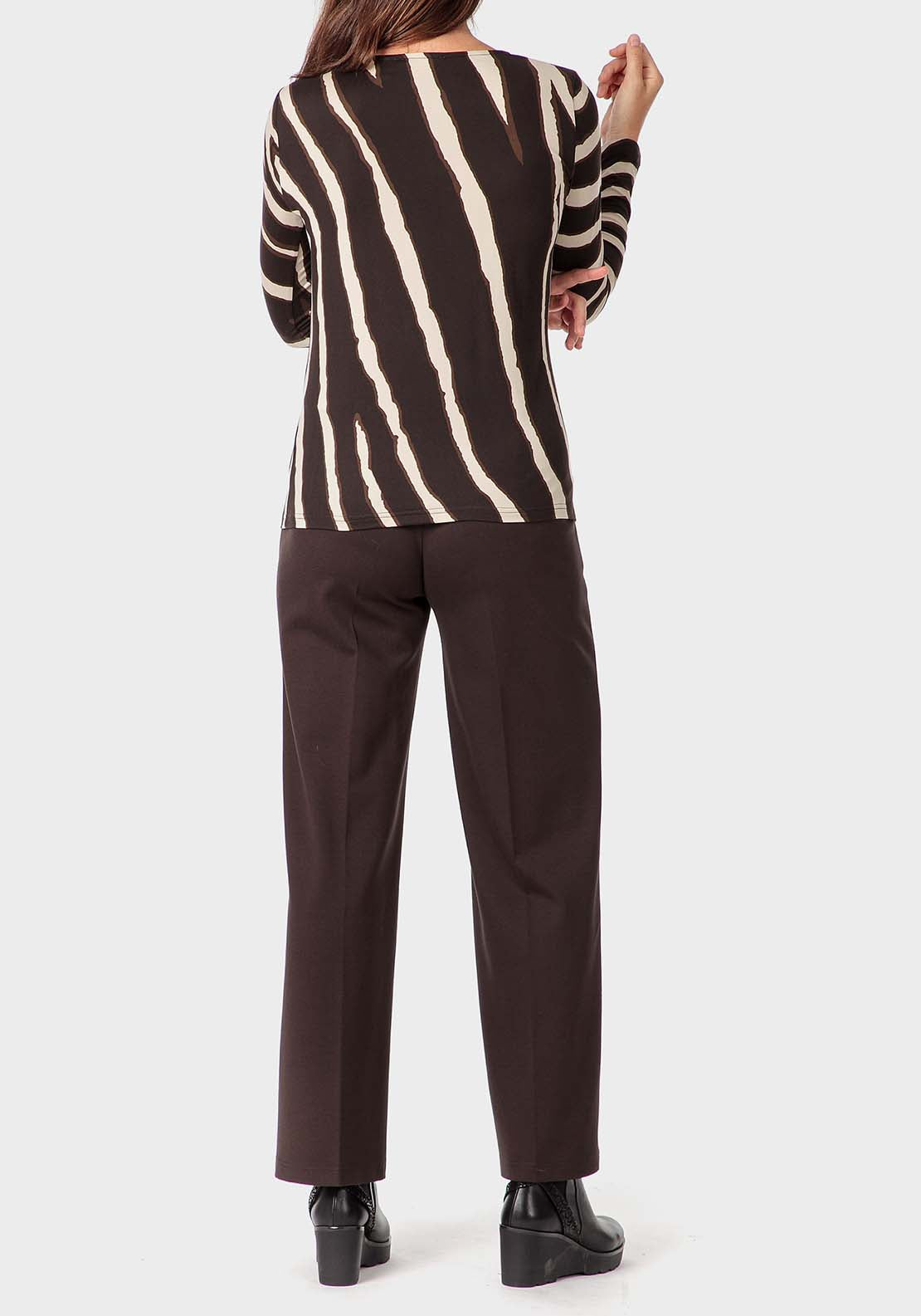 Punt Roma Printed T-Shirt - Brown 4 Shaws Department Stores
