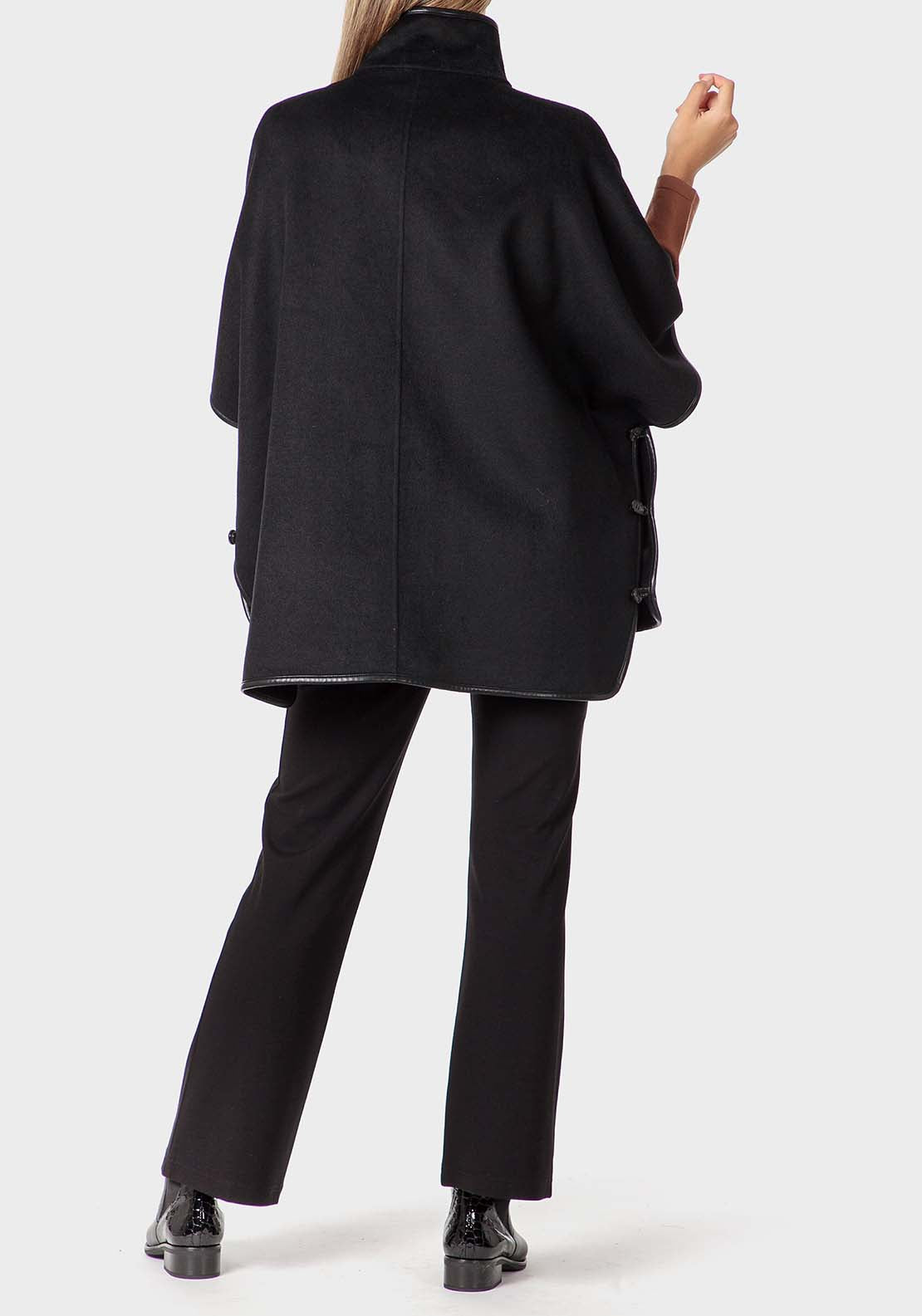 Punt Roma Black Cape - Black 4 Shaws Department Stores