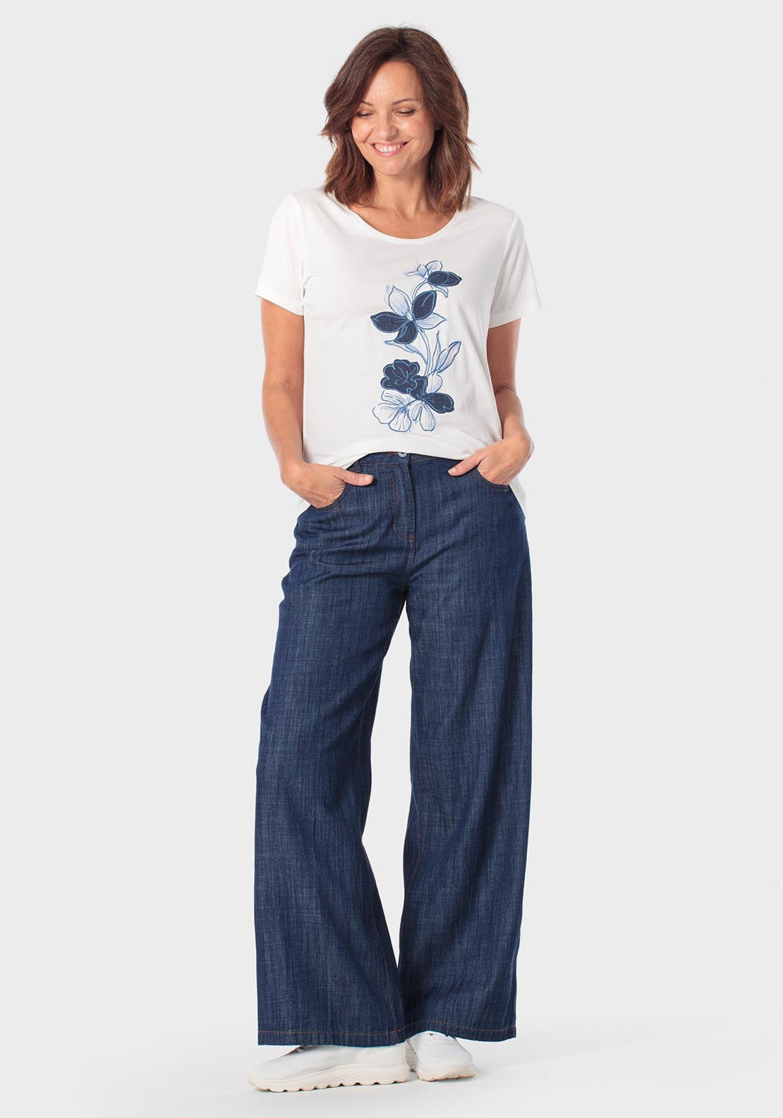 Floral Embroidered T-Shirt - White Talc