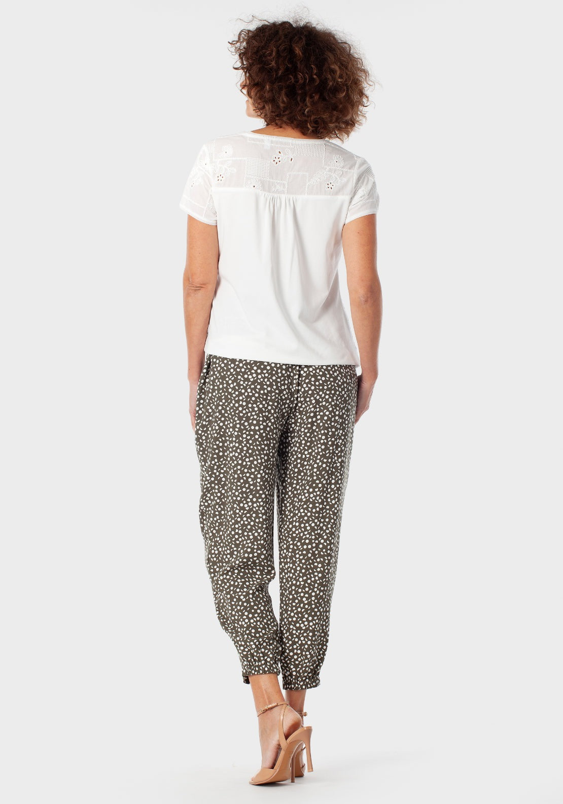 Embroidered Round Neck T-Shirt - White