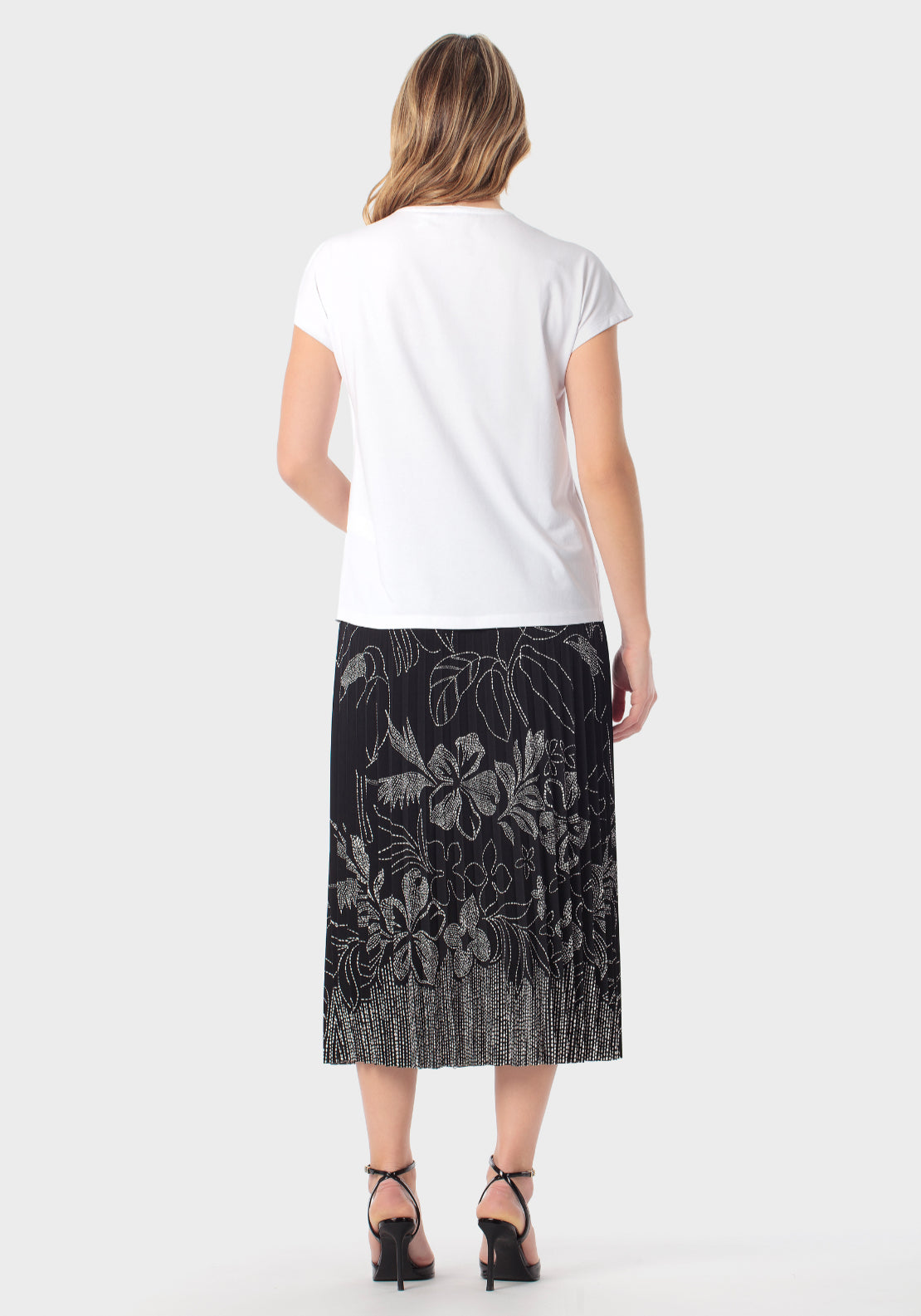 Subtle Embroidered T-Shirt - White