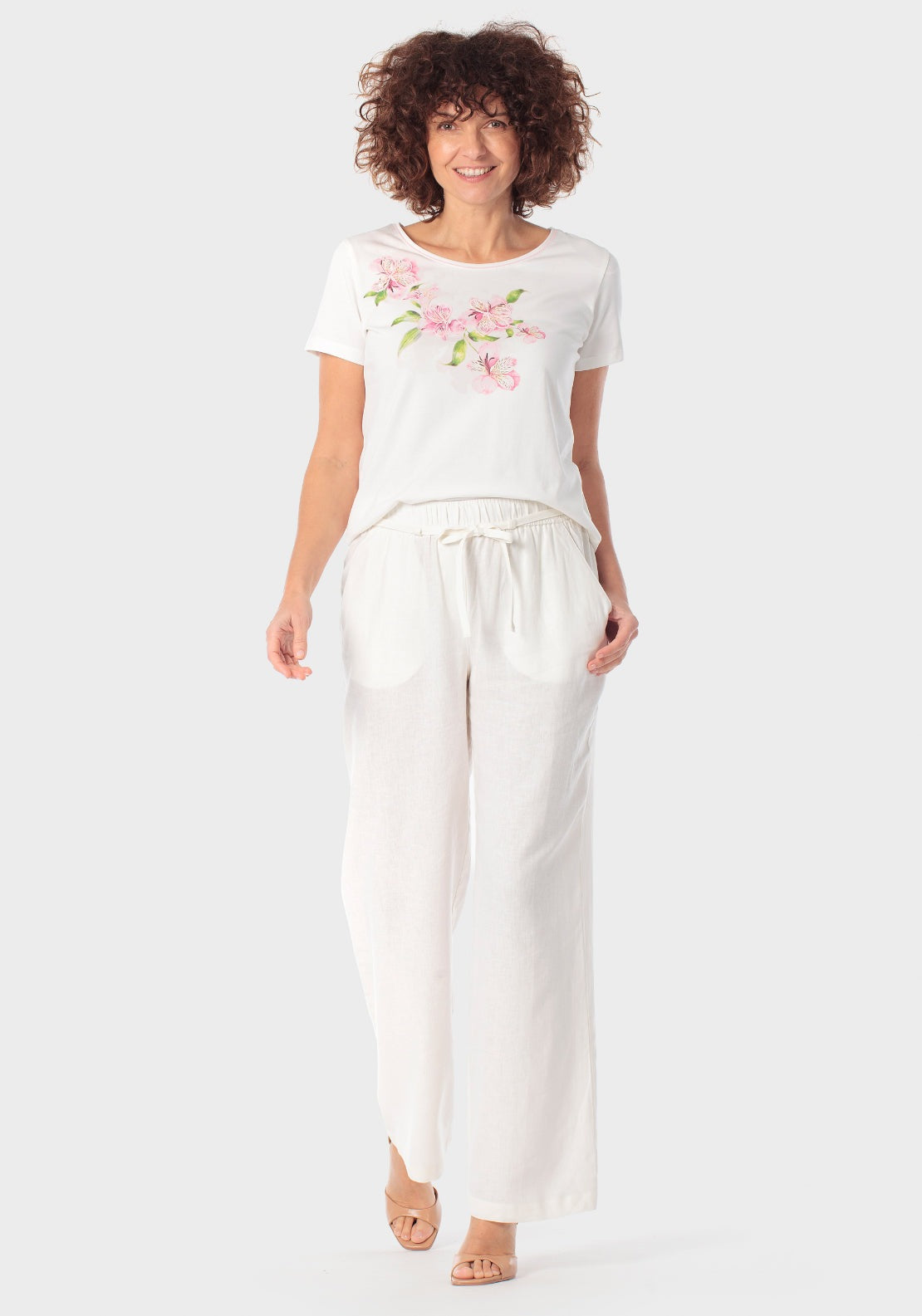 Floral Print Round Neck T-Shirt - White