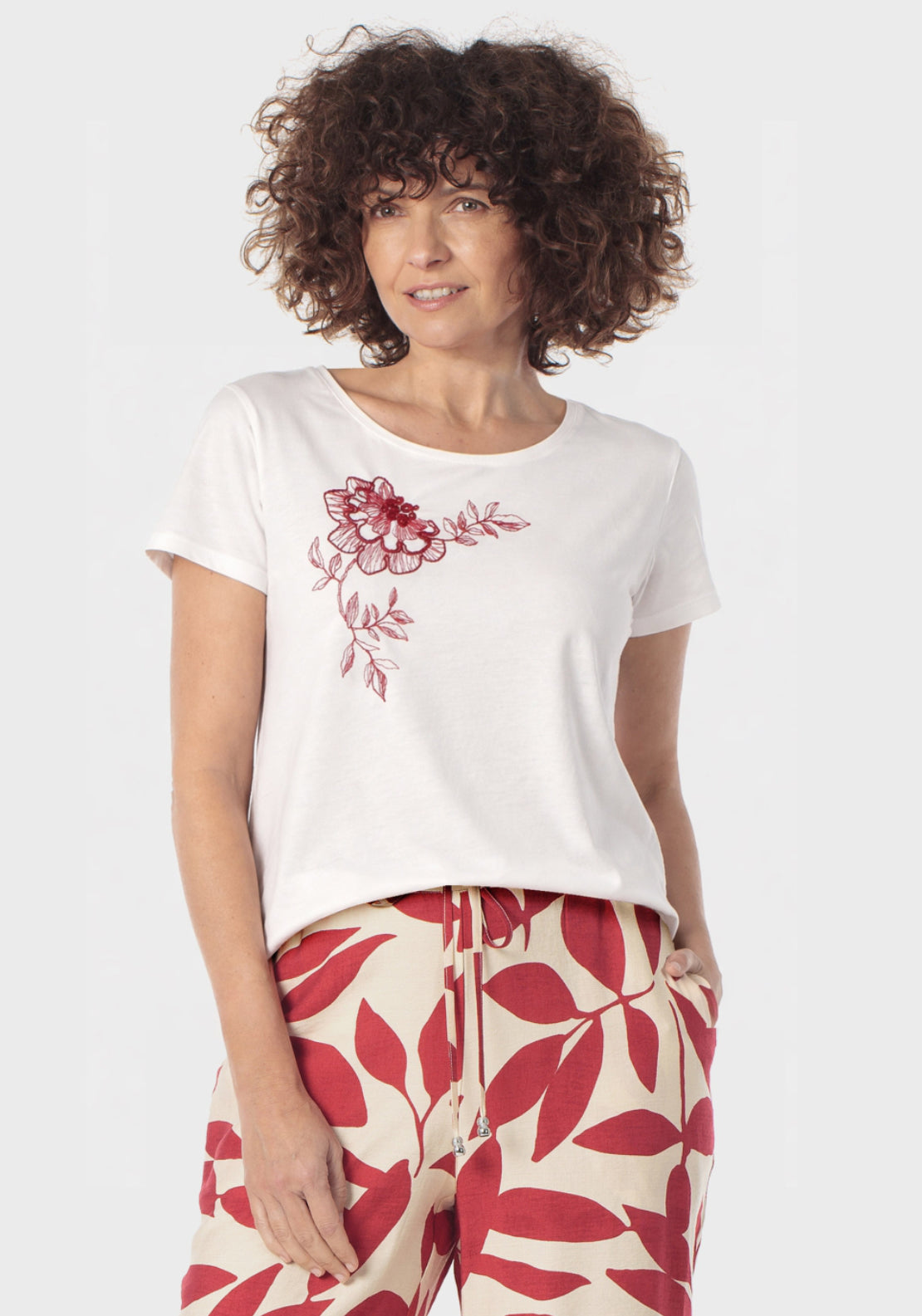 Embroidered Round Neck T-Shirt - White