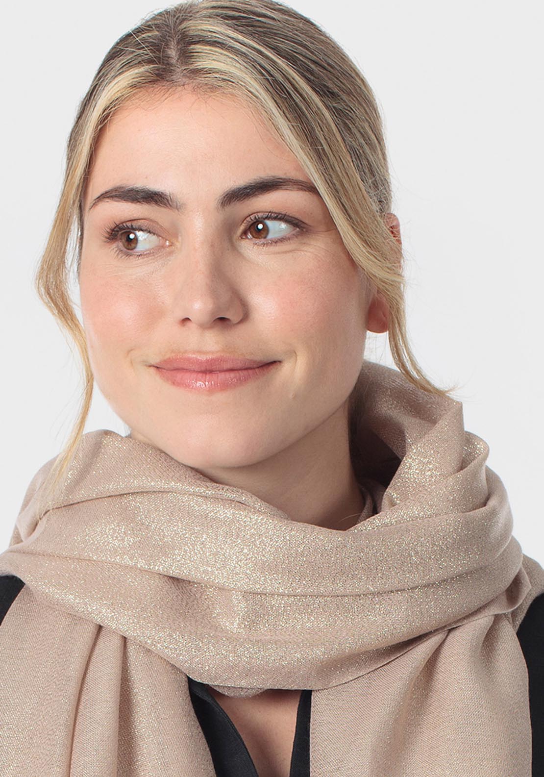 Sheeny Fringed Scarf - Metal Golden.